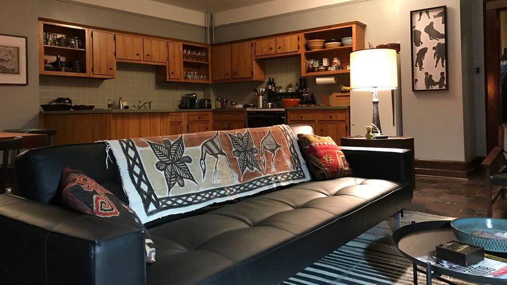 LOCATION BUILD: Retired Army Veteran's Apartment