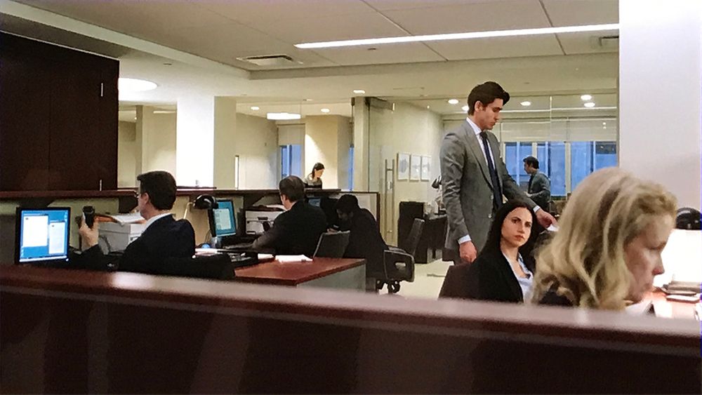 Int. Hunt's Law Firm, Bullpen