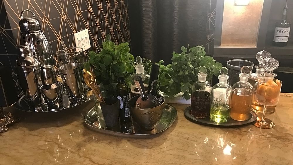 Mixologist Bar Detail