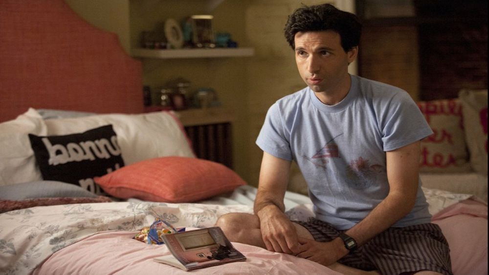 STAGE SET: Shoshanna's Studio Apt, Season 2