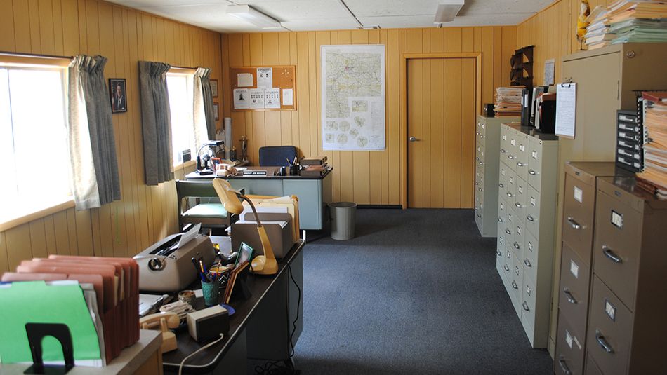 LOCATION BUILD: Sheriff Trailer Mena, AR 1978