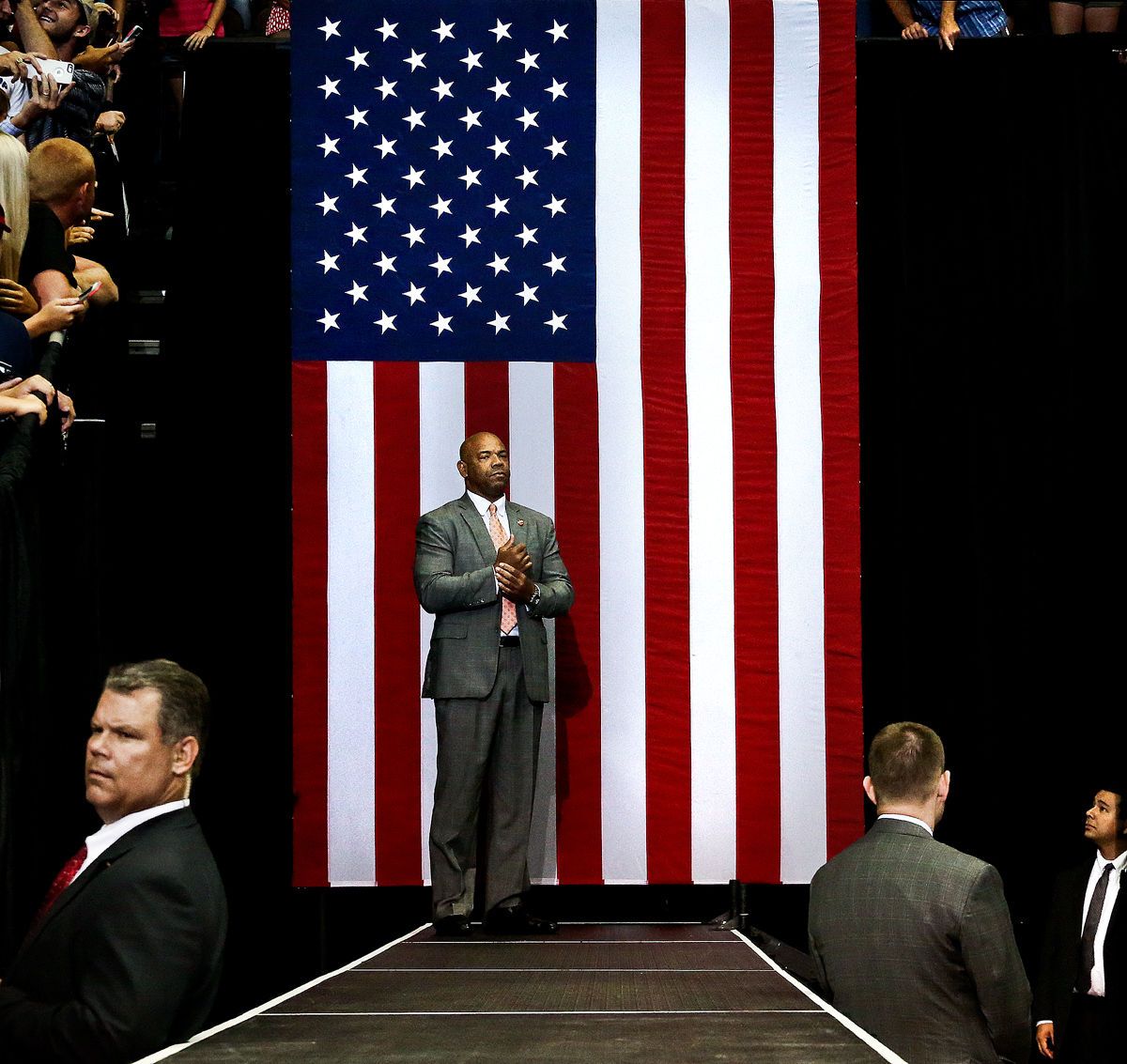 10803_nyt_sm_trumpfl_sssquaresite.jpg