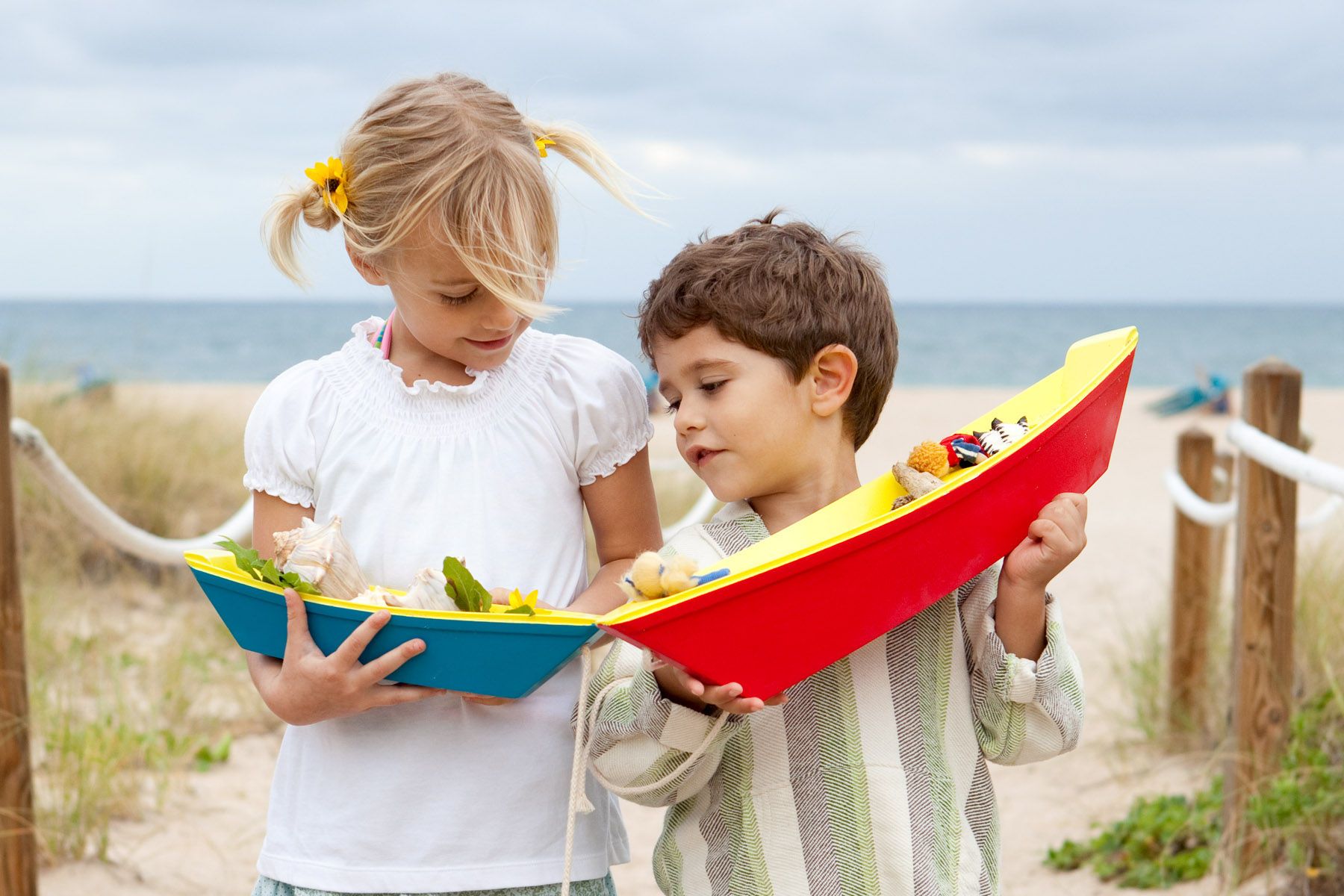 1r865704_mcsu13_cover_02_313