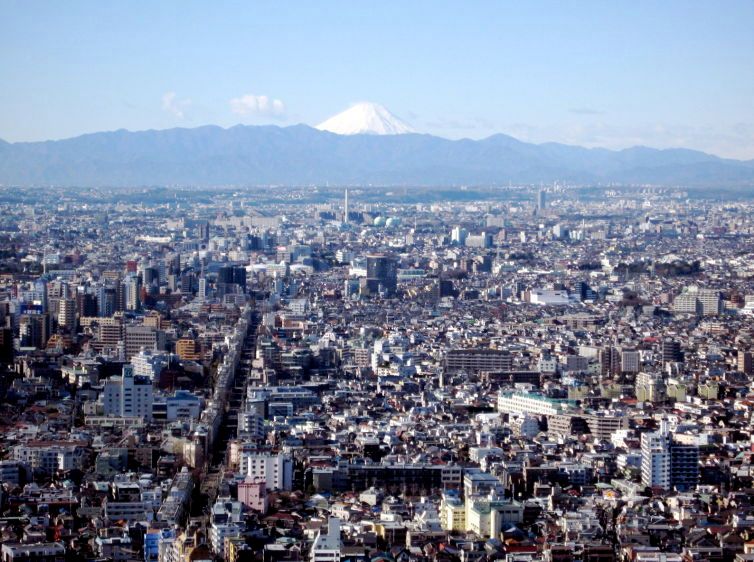 1Mt__Fuji_in_the_background