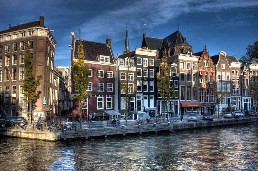 1IMG_2795_6_7_tonemapped