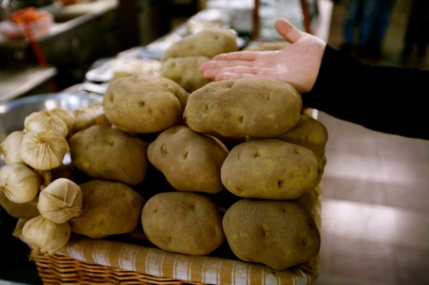 1The_biggest_potatoes_I_have_ever_seen_2