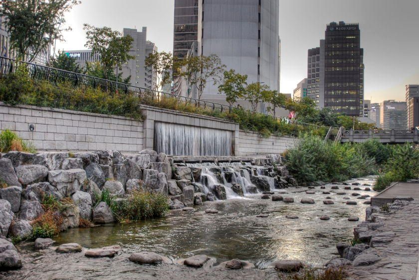 1DSC_0675_6_7_tonemapped