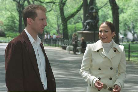 Ralph Fiennesand Jennifer Lopez, Maid In Manhattan, NYC 2001