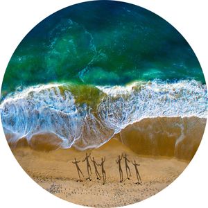 Handmade Silvertone Edition of 7. 25 in. diameter 36 in. diameter DANCE II ronde