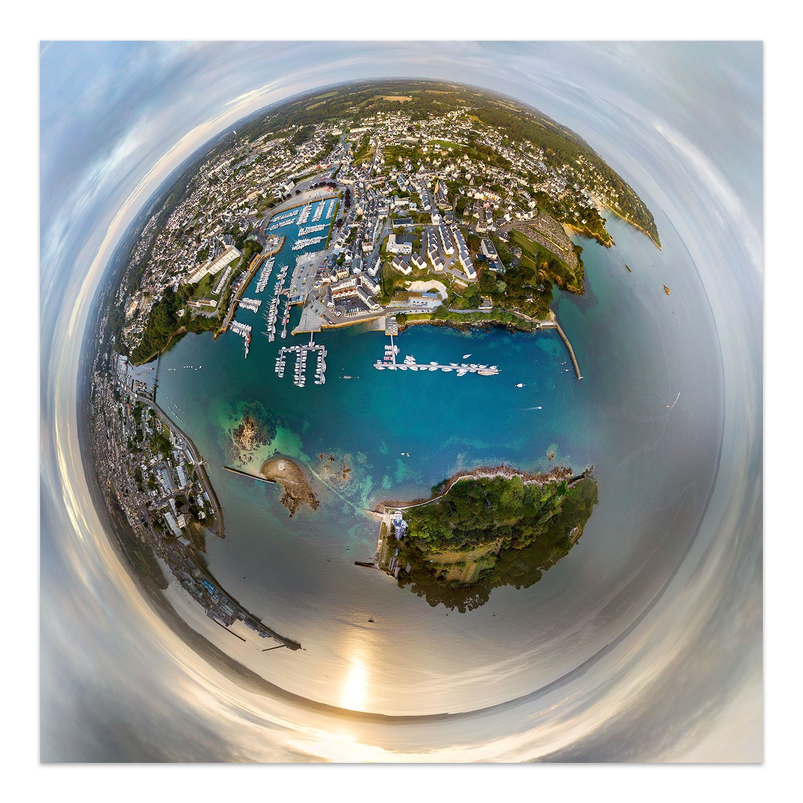 Douarnenez. France. C-print, Mounting and framing upon request. Edition of 12 TREBOUL SUNRISE