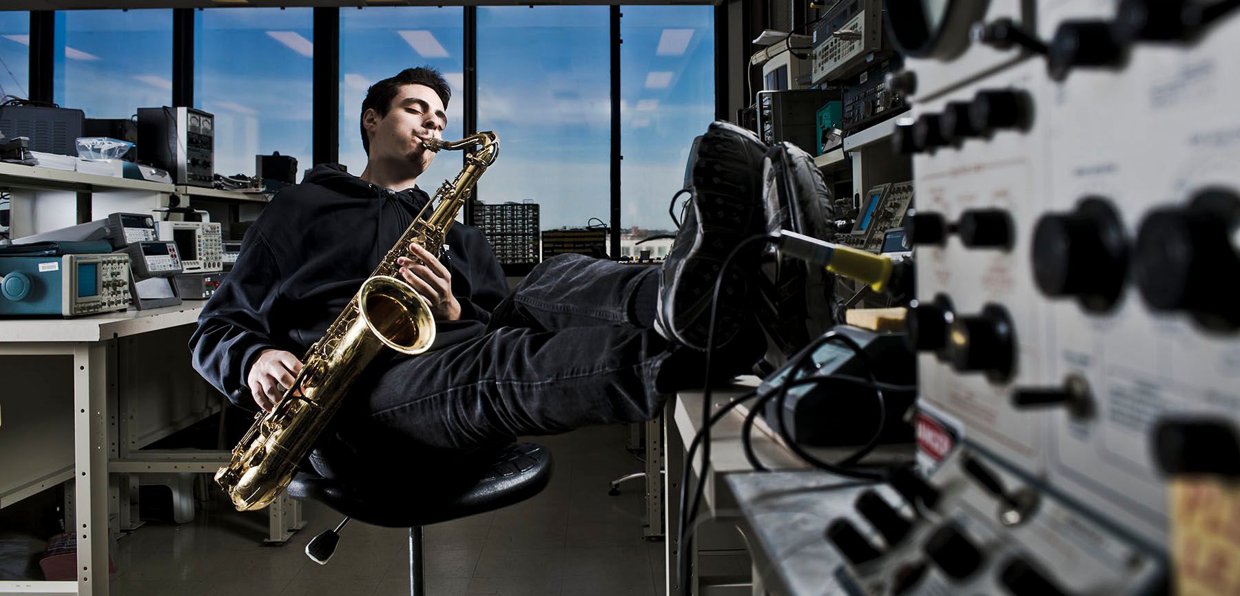 1mit_dylan_0109_f_web_l