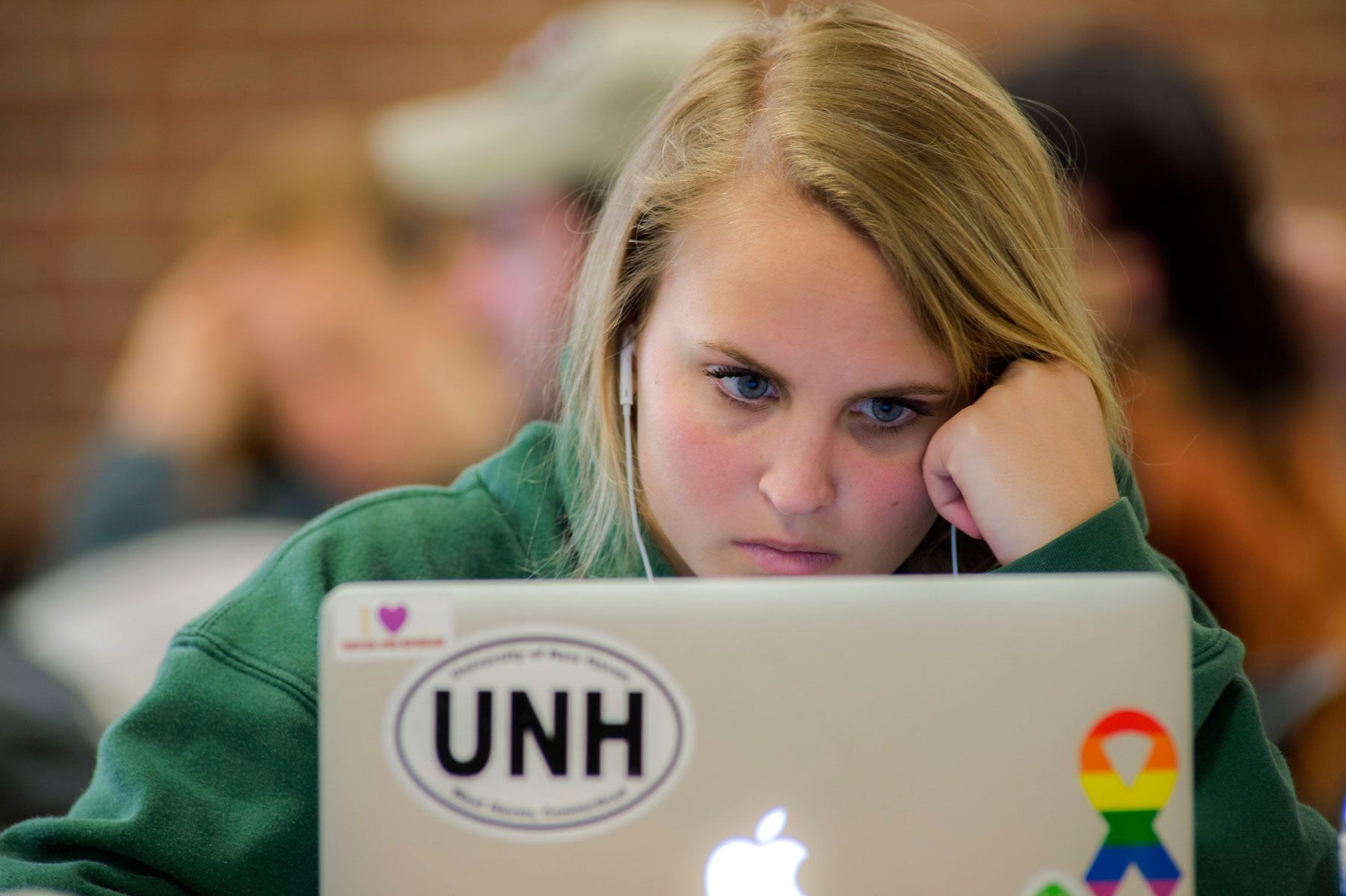 1unh_050216_0996_copy