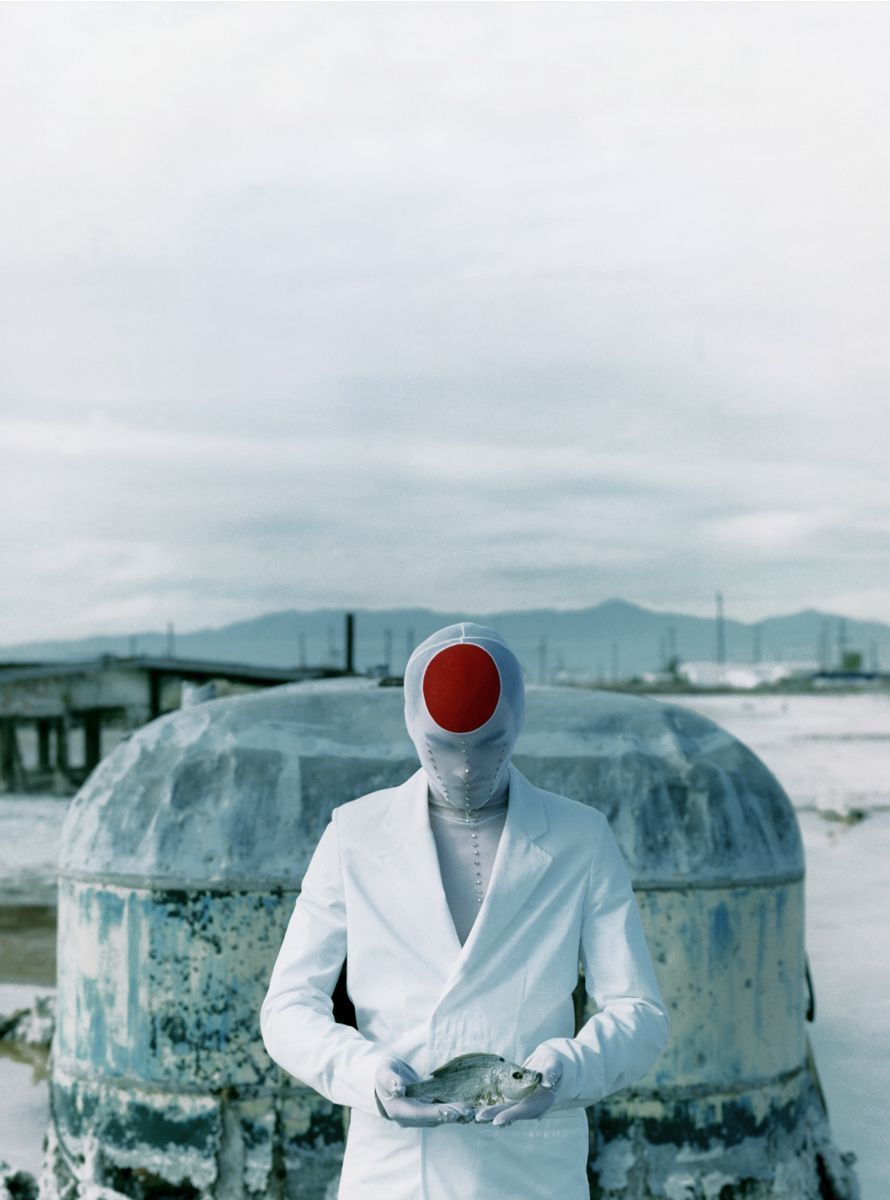 1saltdsea051205lighterscaler