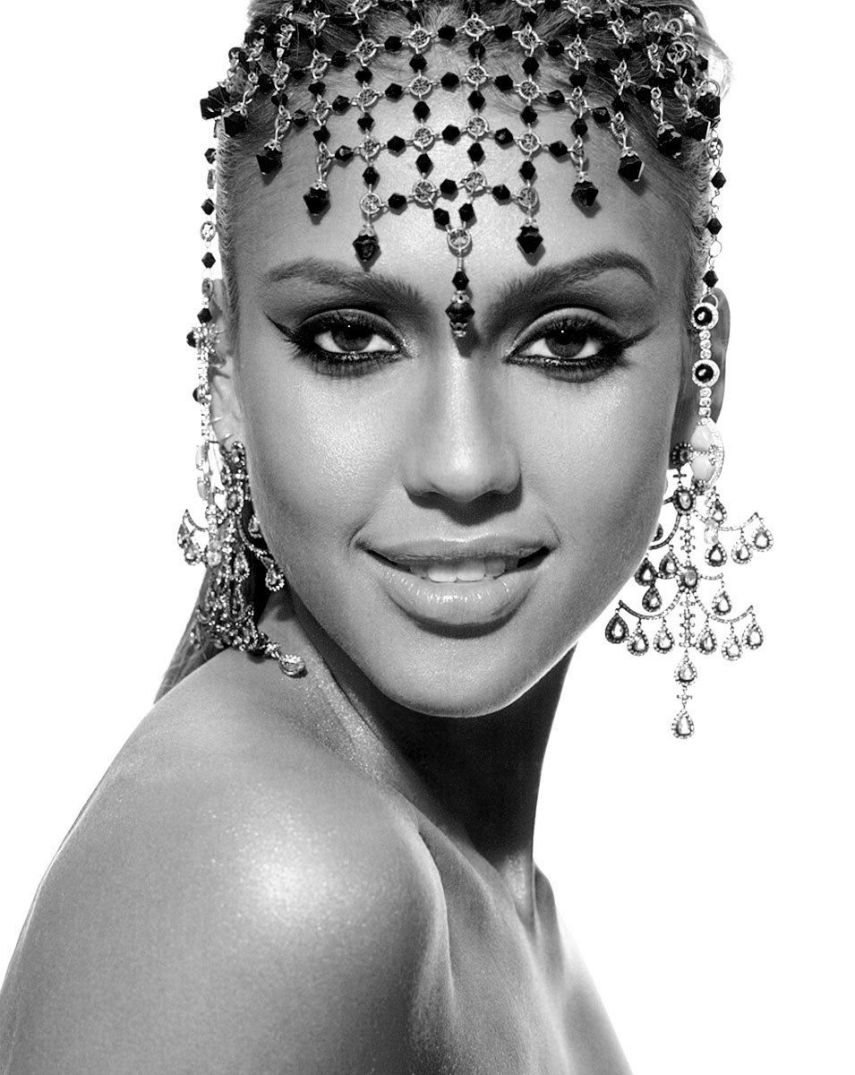 1scalerblk___whitenz_alba120407