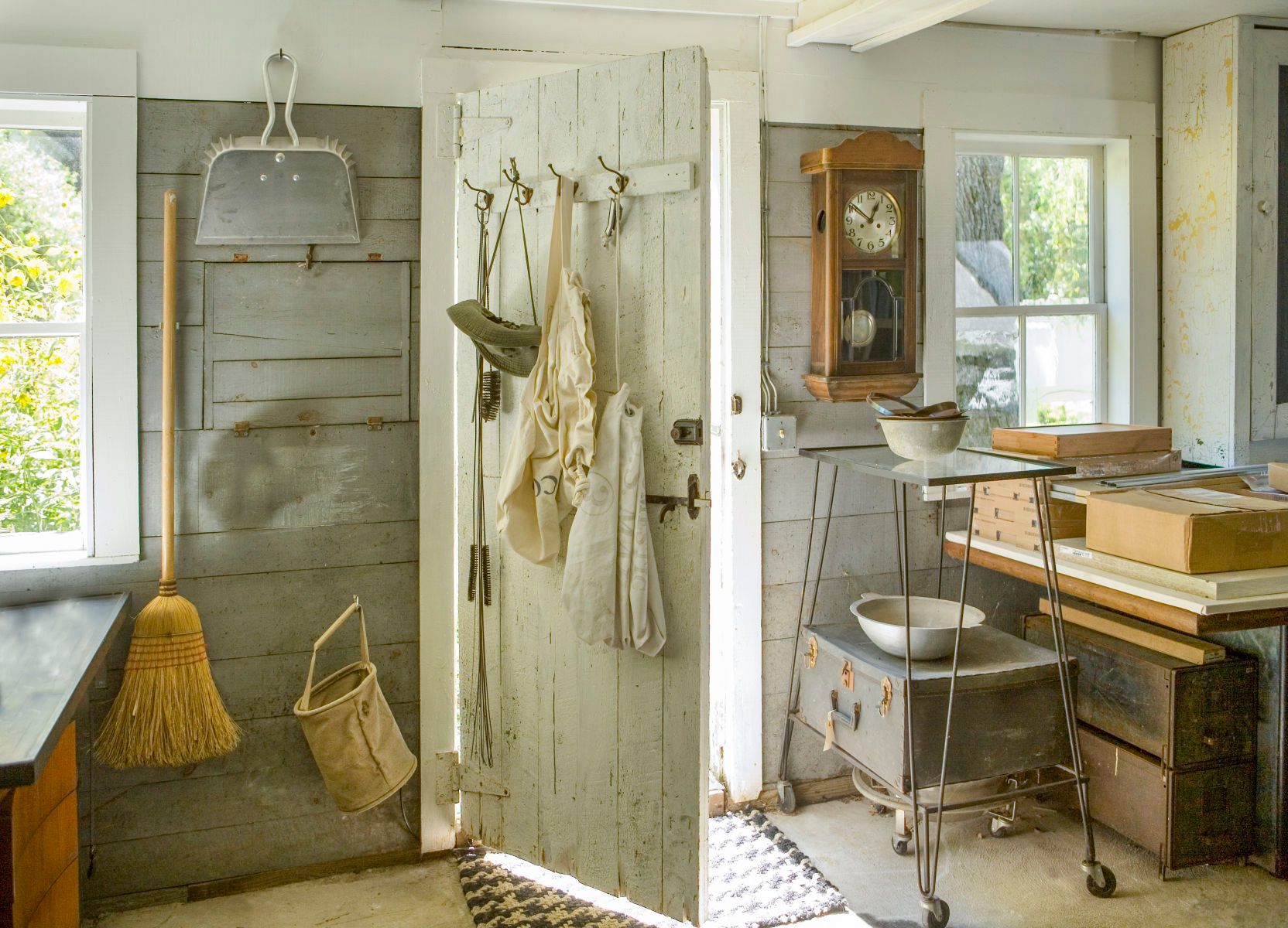 1globe_holben_8_06_work_area_exit