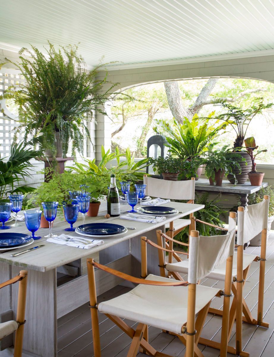 1trad_home_cotton_6_14_porch_2