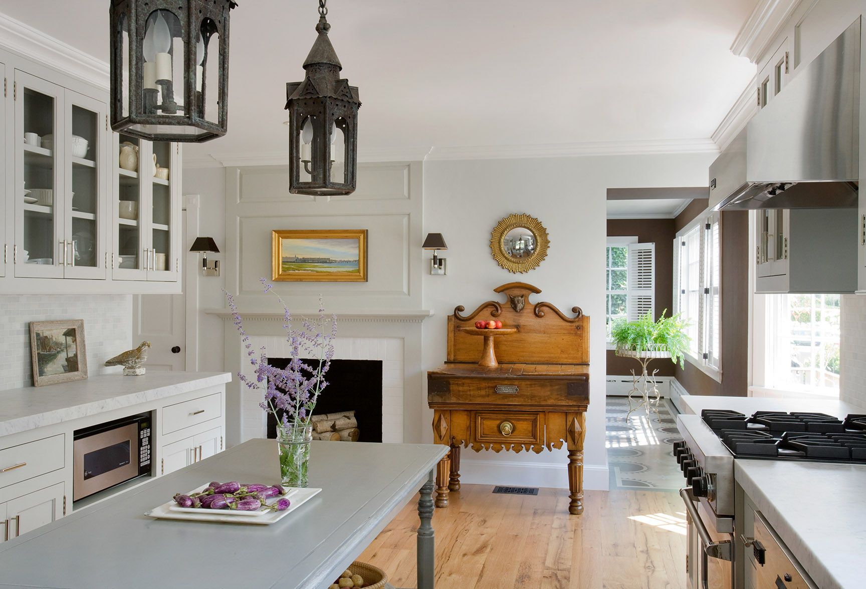 11-cape_cod_elisa_allen_kitchen_small