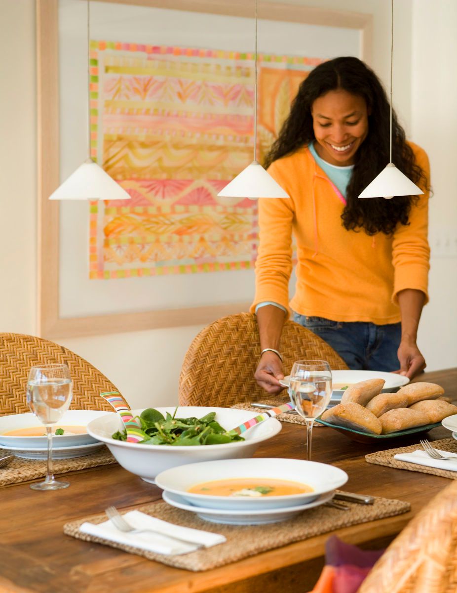 1boston_common_sigrid_olsen_diningroom_table