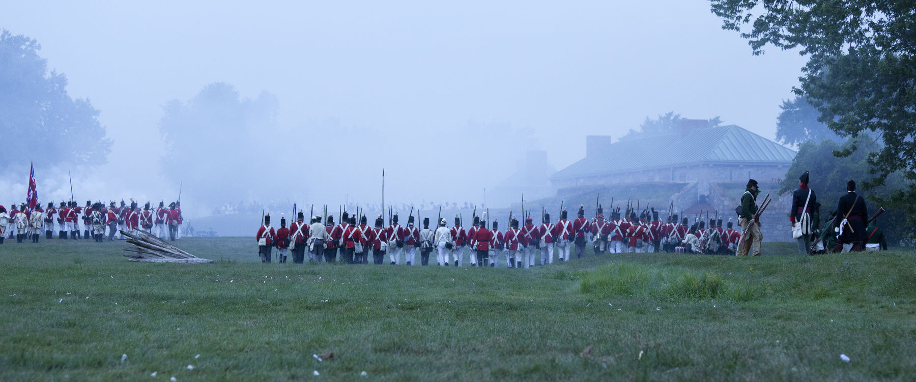 Canada,Ontario,Fort Erie,Old Fort Erie, War of 1812 re-enactment of the Siege of Fort Erie. Alamy #DB91T5 War of 1812 re-enactment of the Siege of Fort Erie