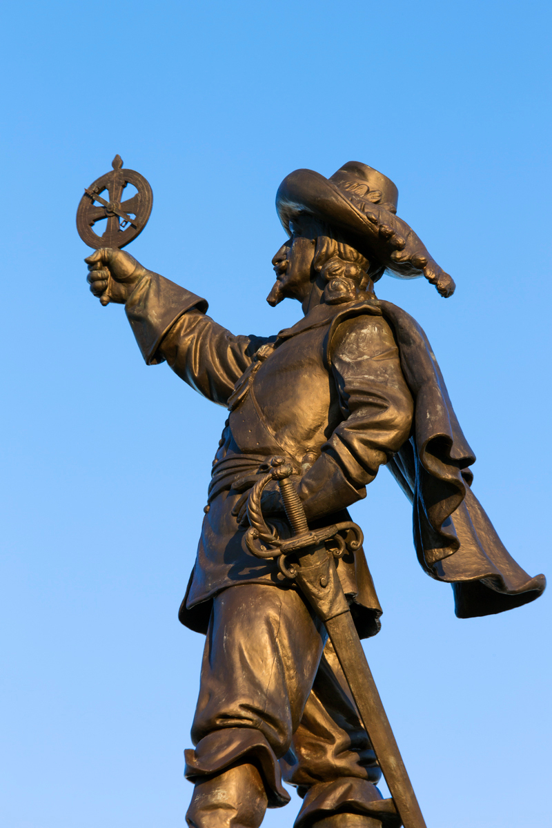 Statue of Samuel de Champlain