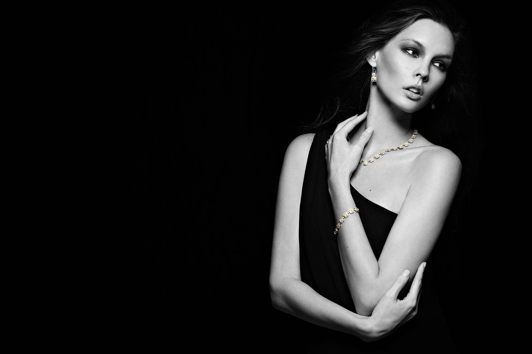 Model: Chloe LaslierClient: Diamonds International