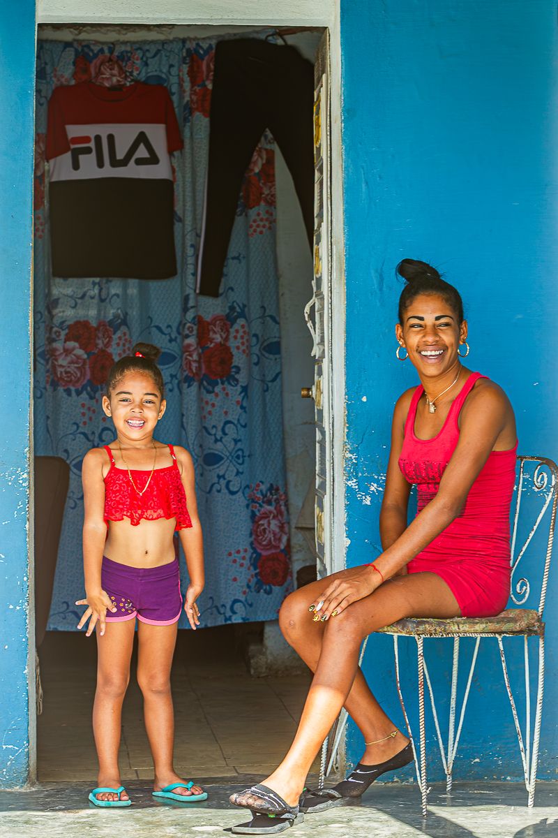 cuba_mother_daughter_front_porch.jpg