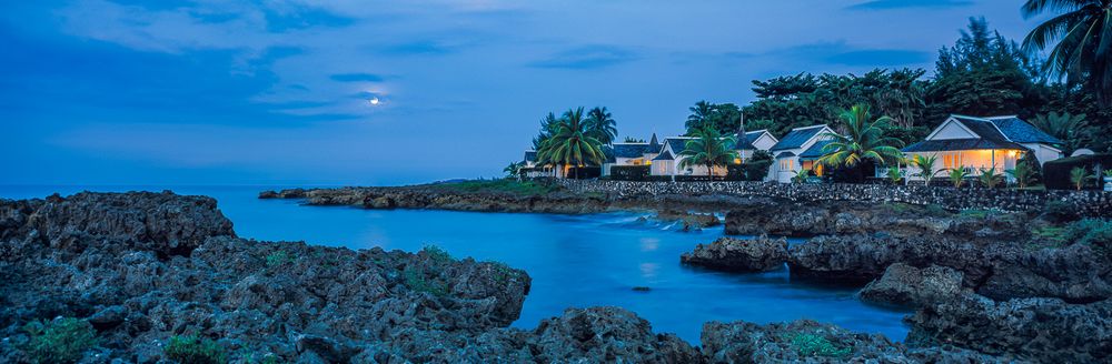 trident_moonrise_port_antonio_jamaica.jpg