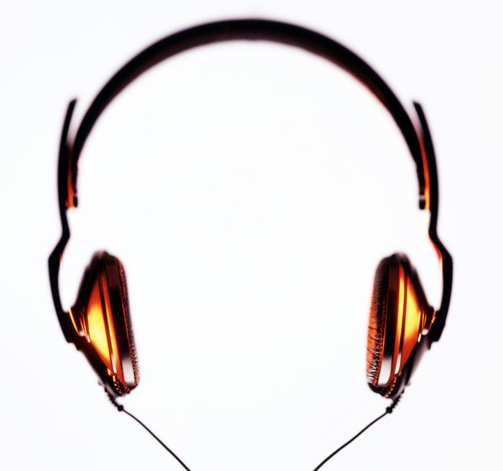 headphones-0.jpg