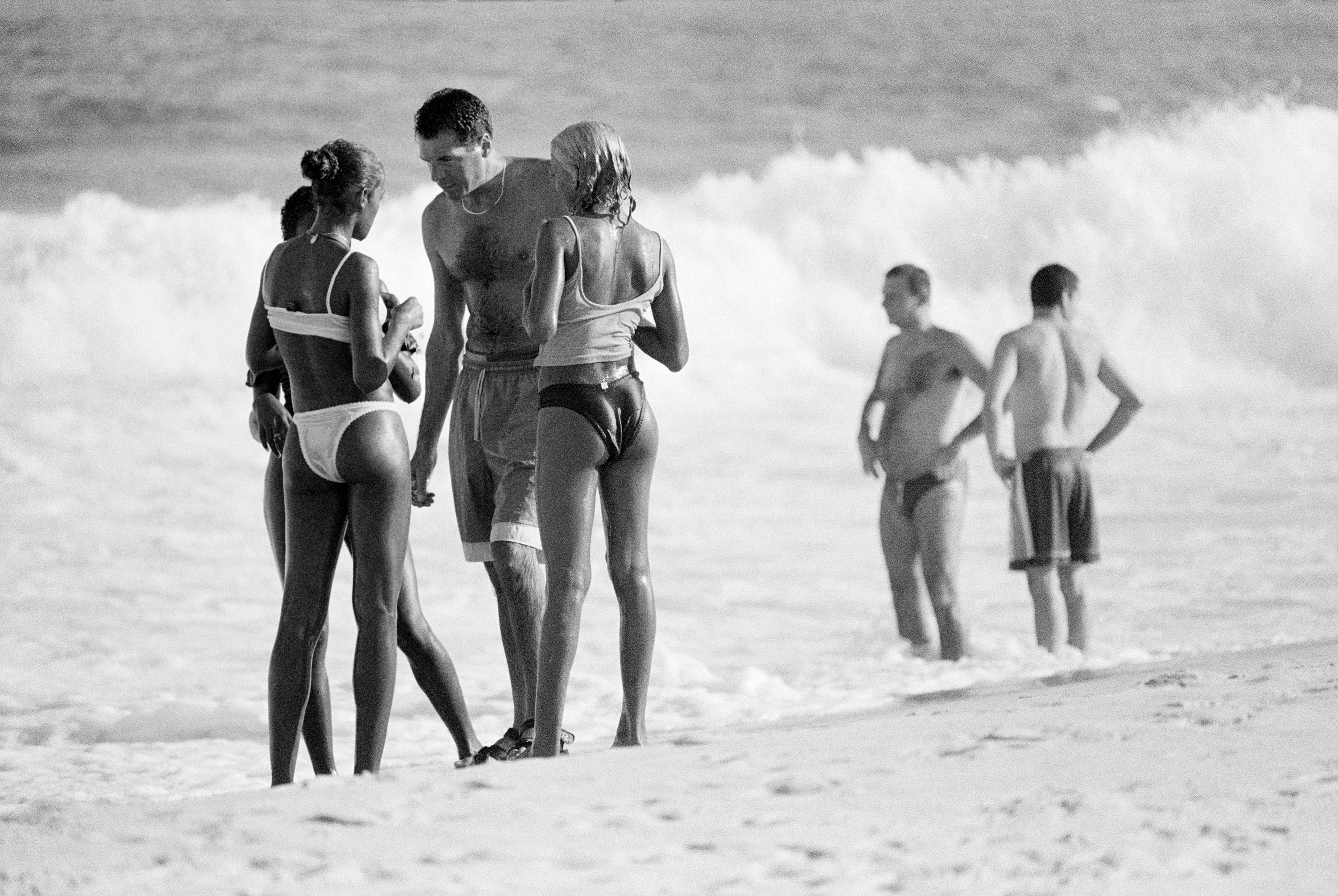18 Beach Venders of Copacabana by Andre Cypriano.jpg