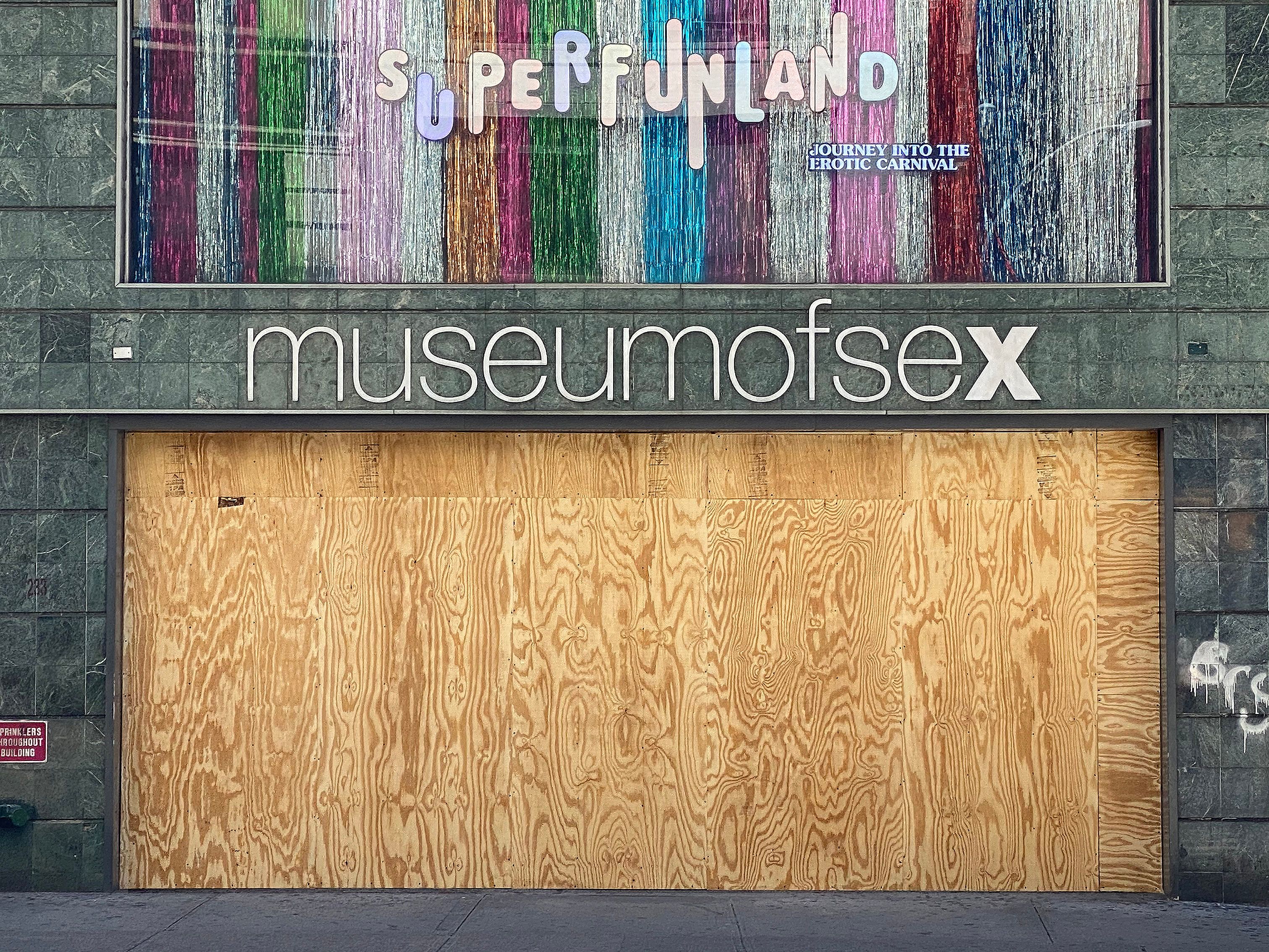 Plywood BLM NY - F1.jpg