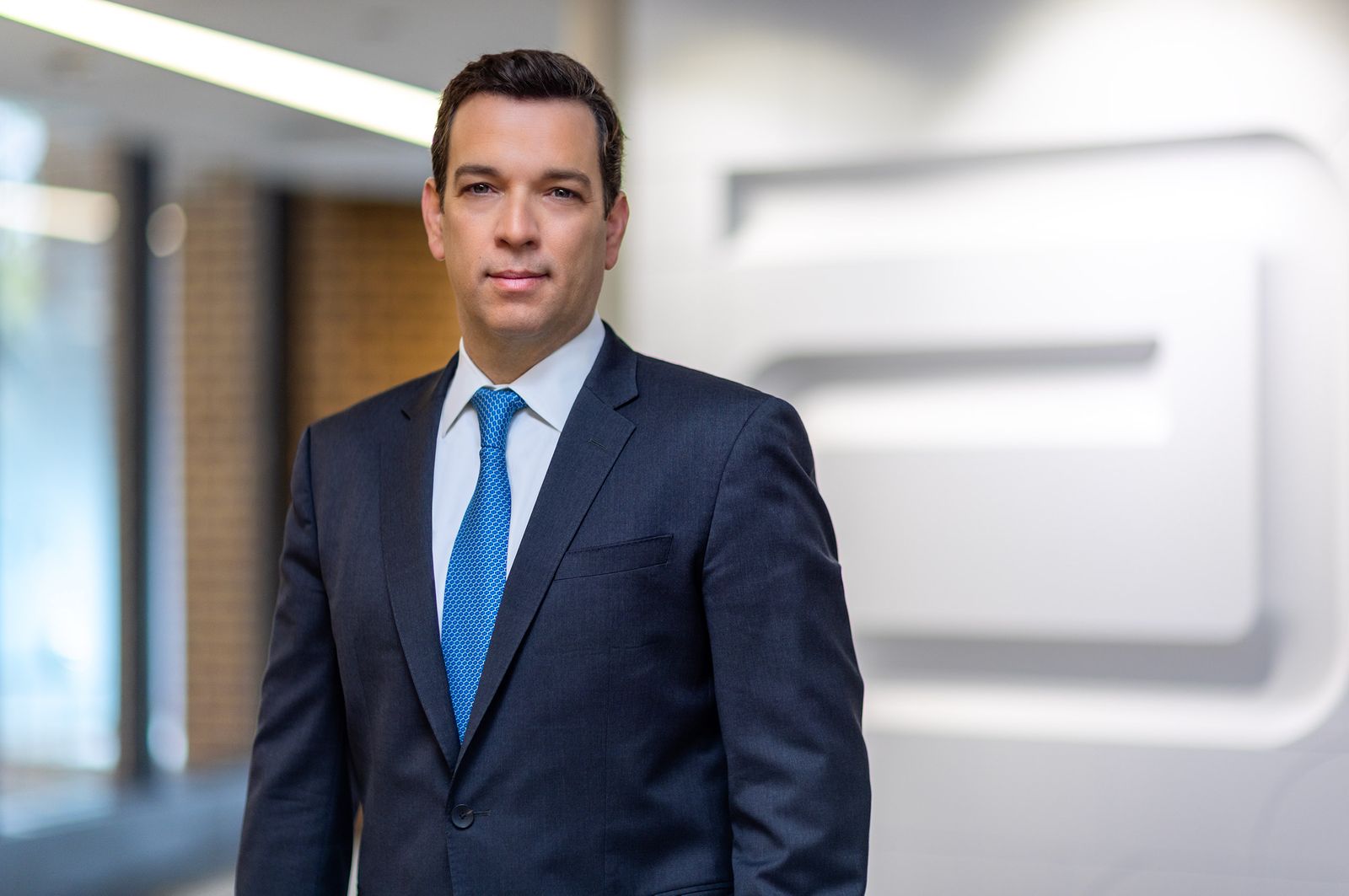 Abbott CEO Robert Ford 