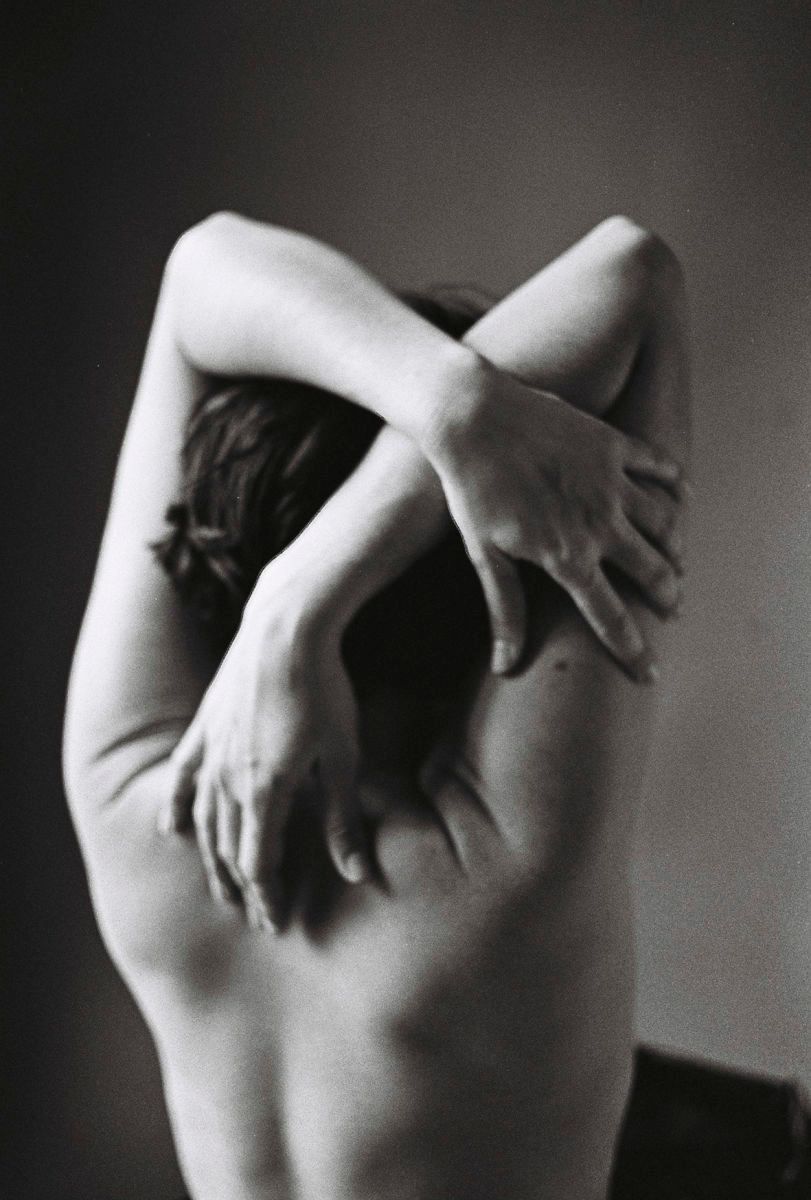 1amy_hands_on_bck_copy