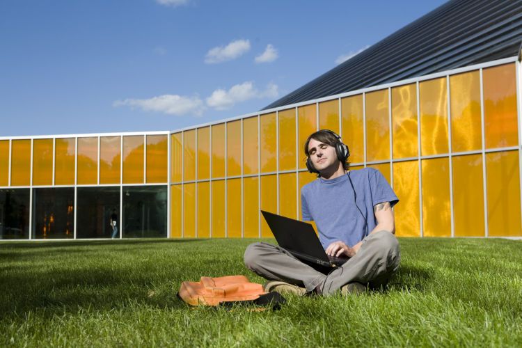 Client: CDW; Photographer: Jeff Dahlgren