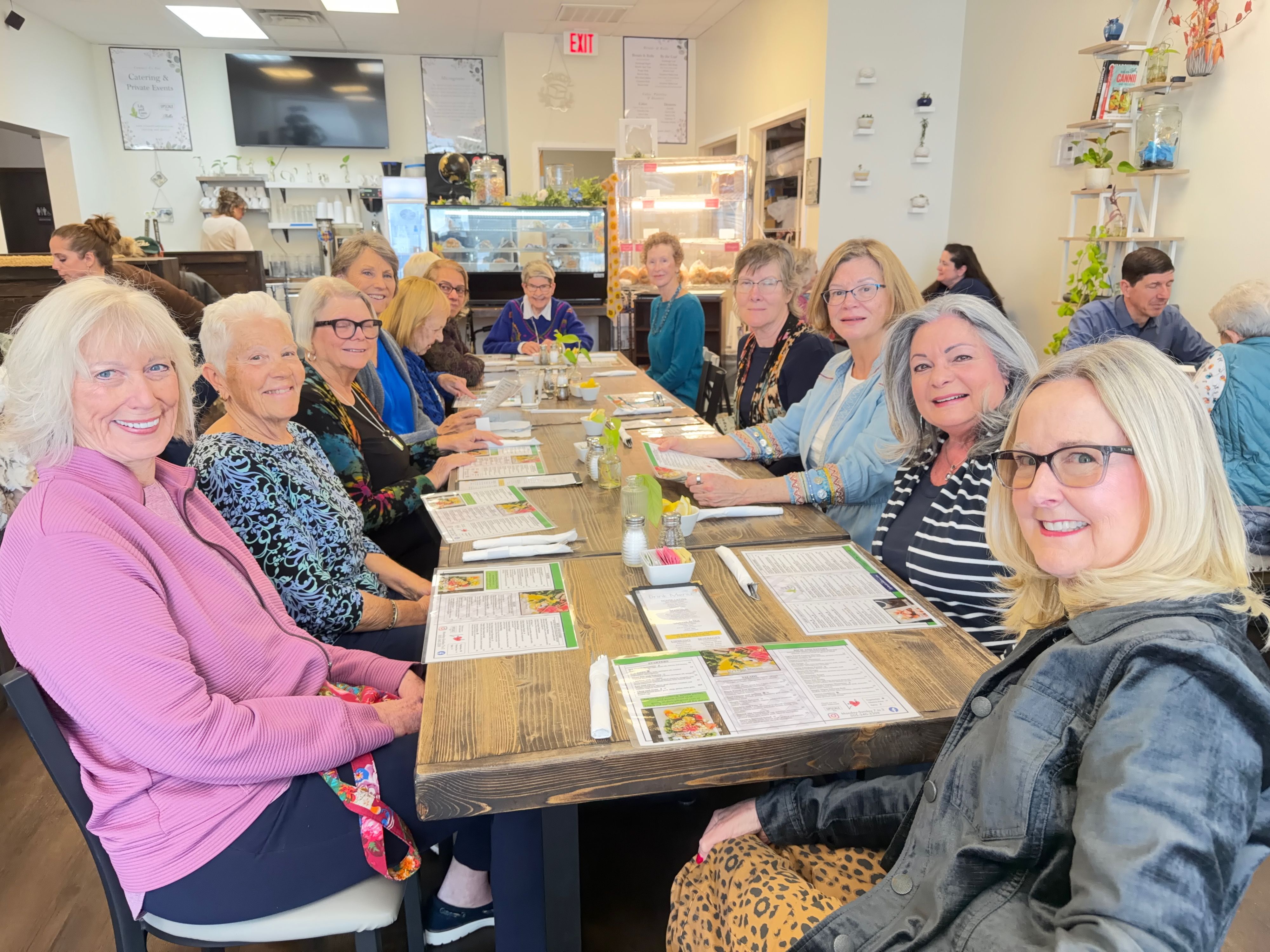 Mirehaven ladies enjoying lunch and conversation. IMG_1832.jpeg