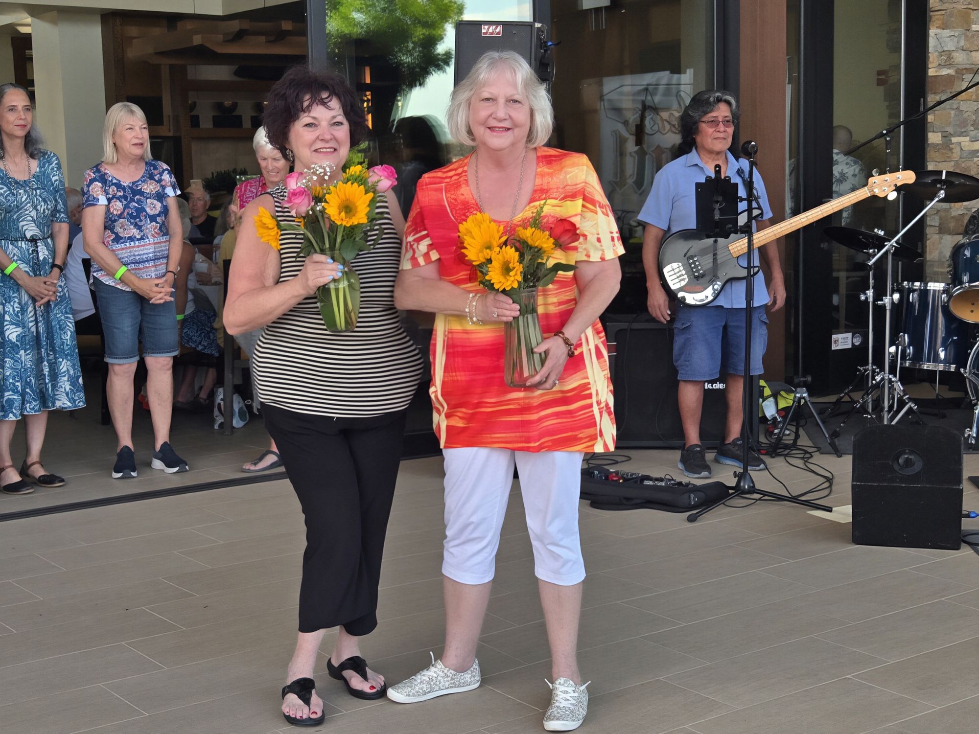 Carolyn&Marilyn.jpg