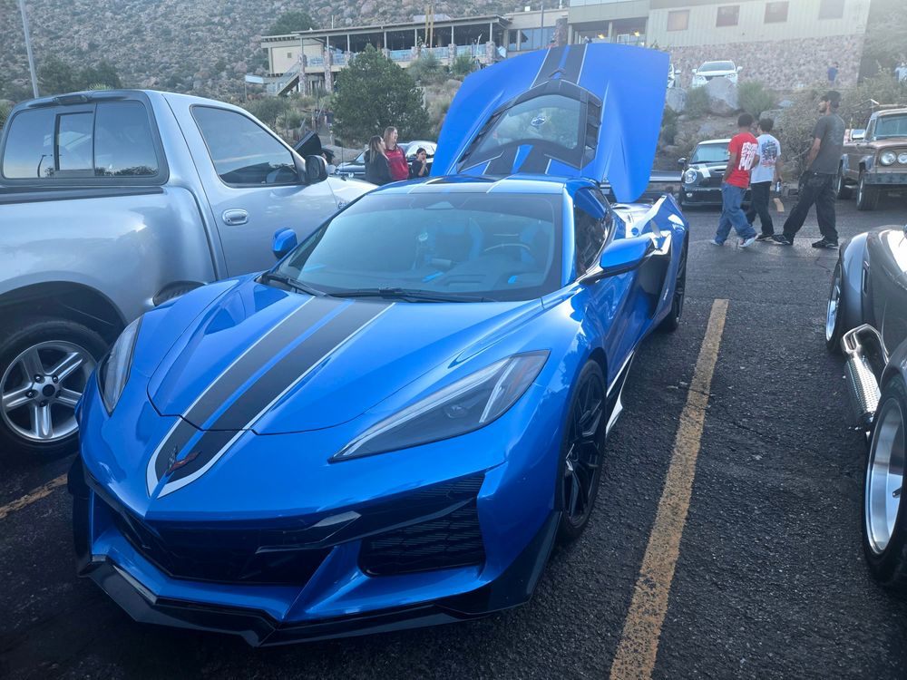 Chevrolet C8 Corvet.jpg