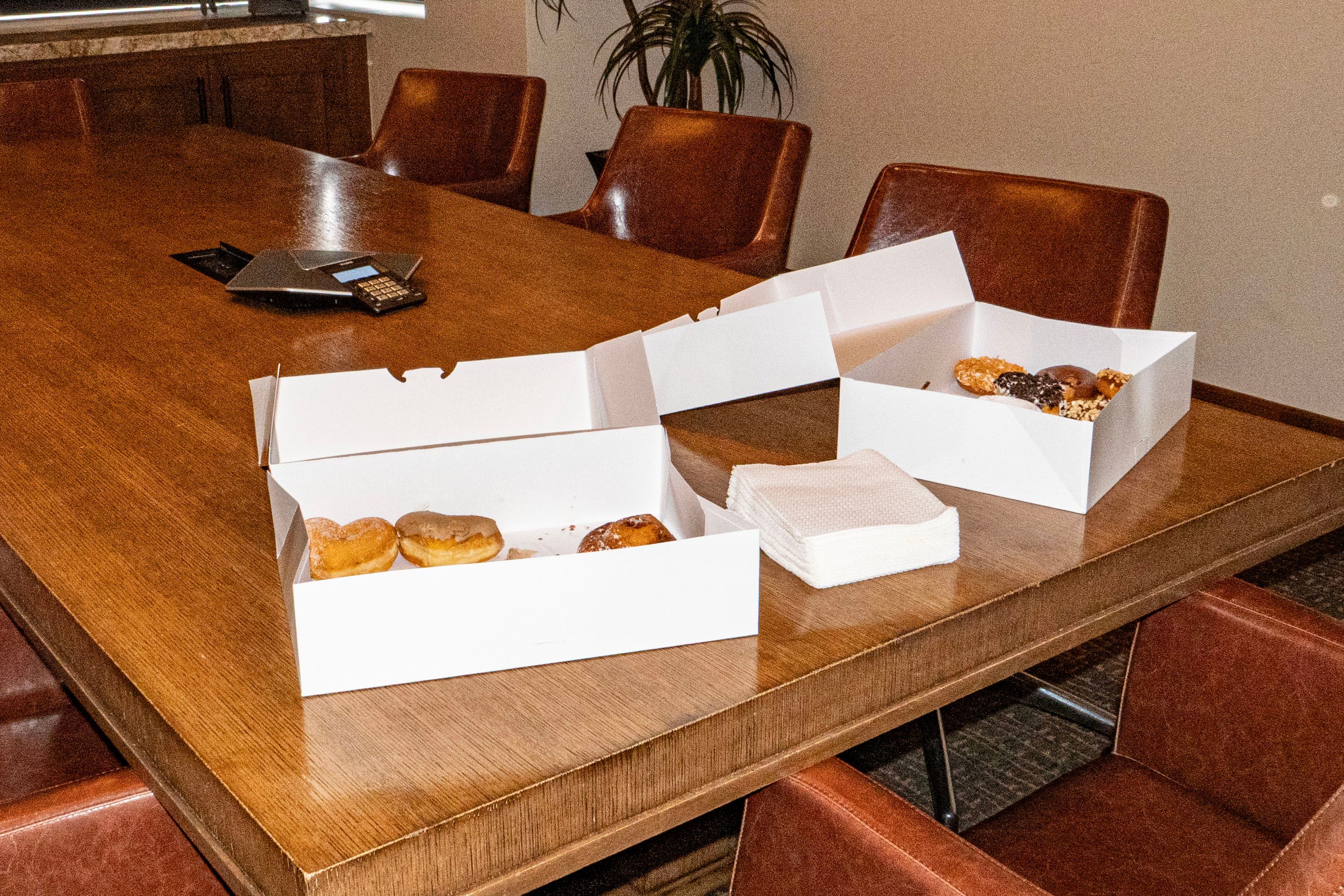 Donuts for the Coordinators. 11. L1000424 pp.jpg