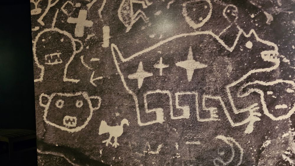 Petroglyhp.jpg
