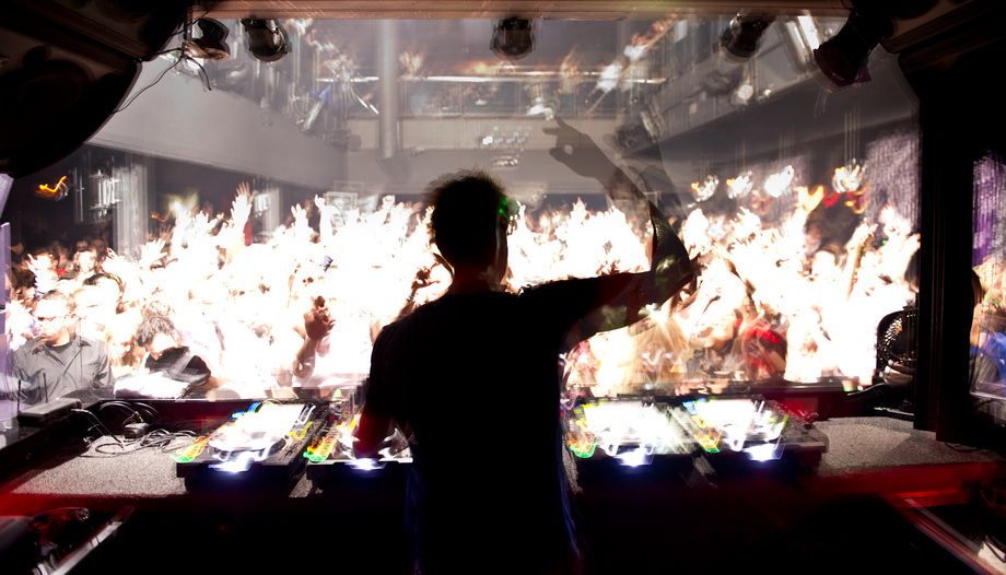 1r20101216_Fedde_Le_Grand_Beta_DHF_4908