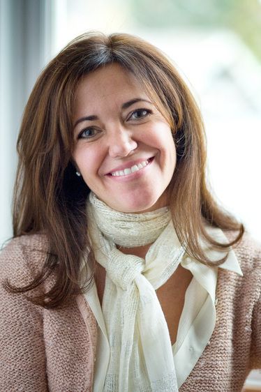 1r20081120_carrie_host_dhf_32349