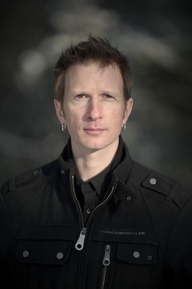 1r20110201_manny_otto_dhf_6747