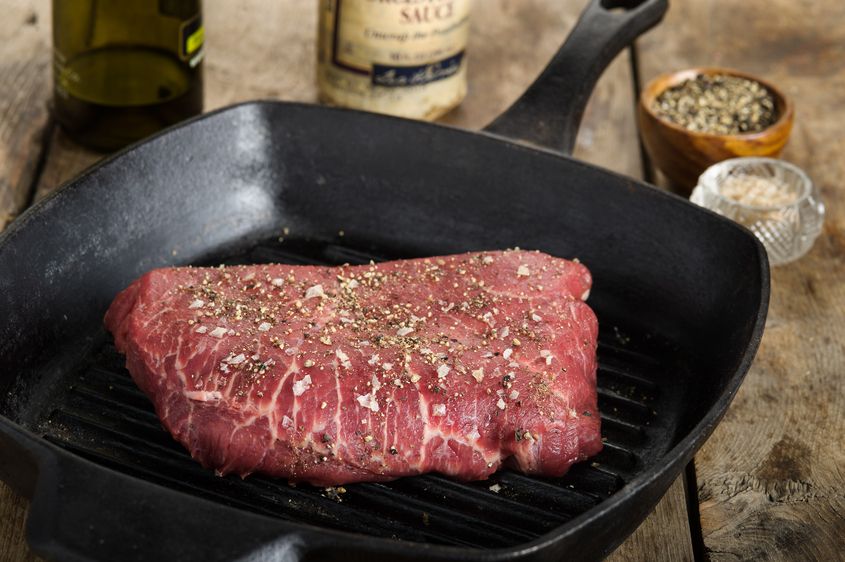 1locavore_raw_flatiron_steak_0016