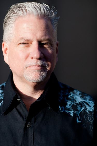 1r20090315_robert_hughes_dhf_34807