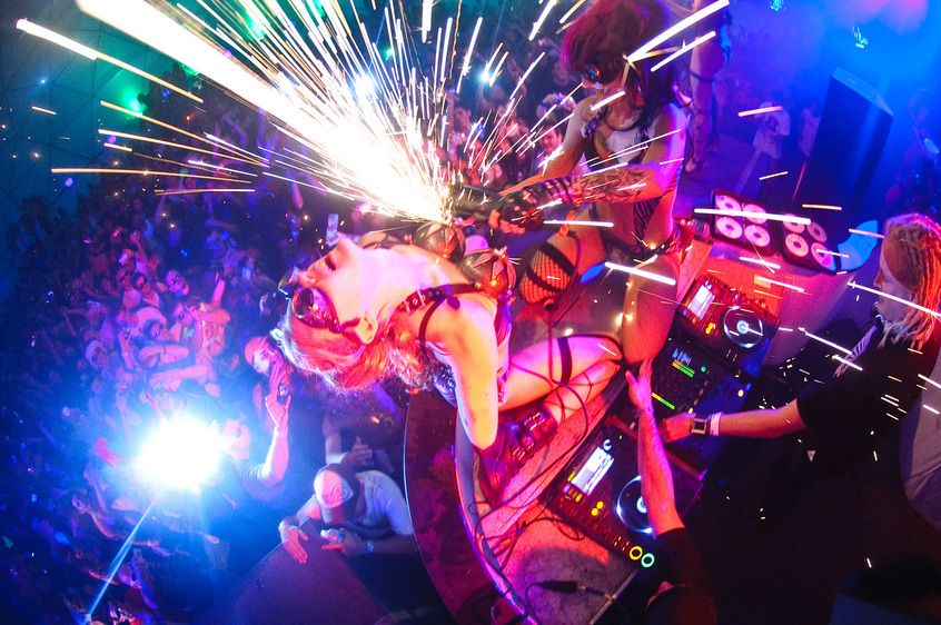 1r20100324_Ultra_Music_Festival_DHF_1103