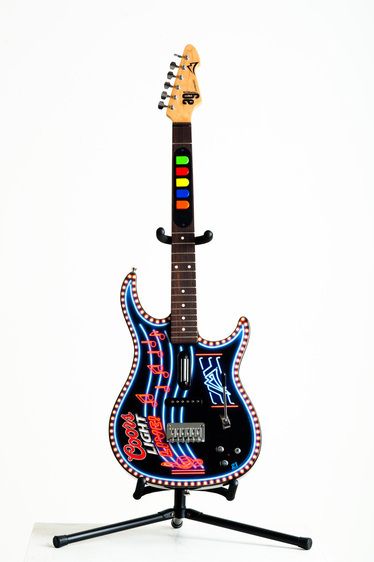 1r20090702_Art_Guitar_DHF_7819