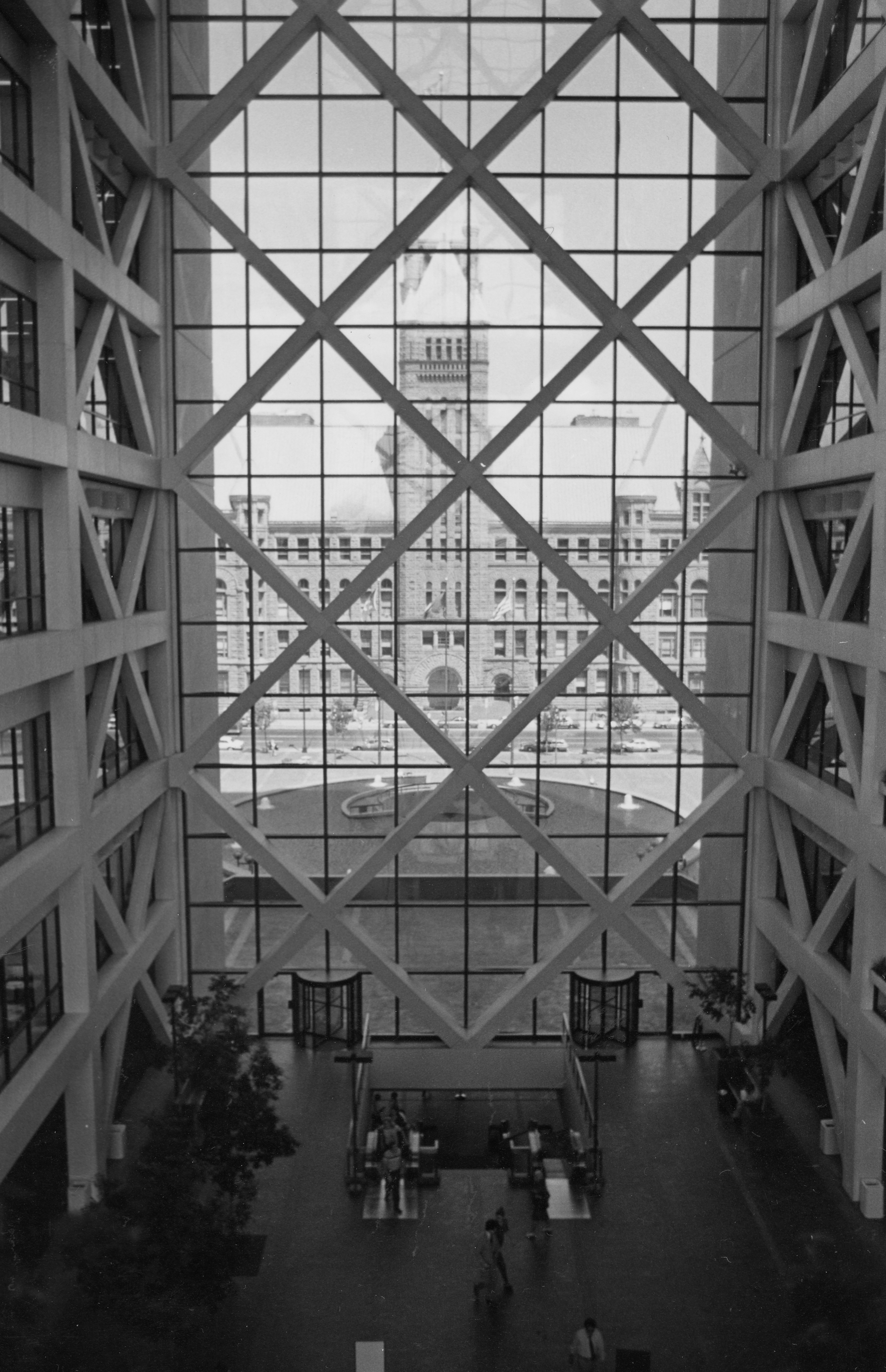 Government Building, Downtown Minneapolis (1981) Plate 15