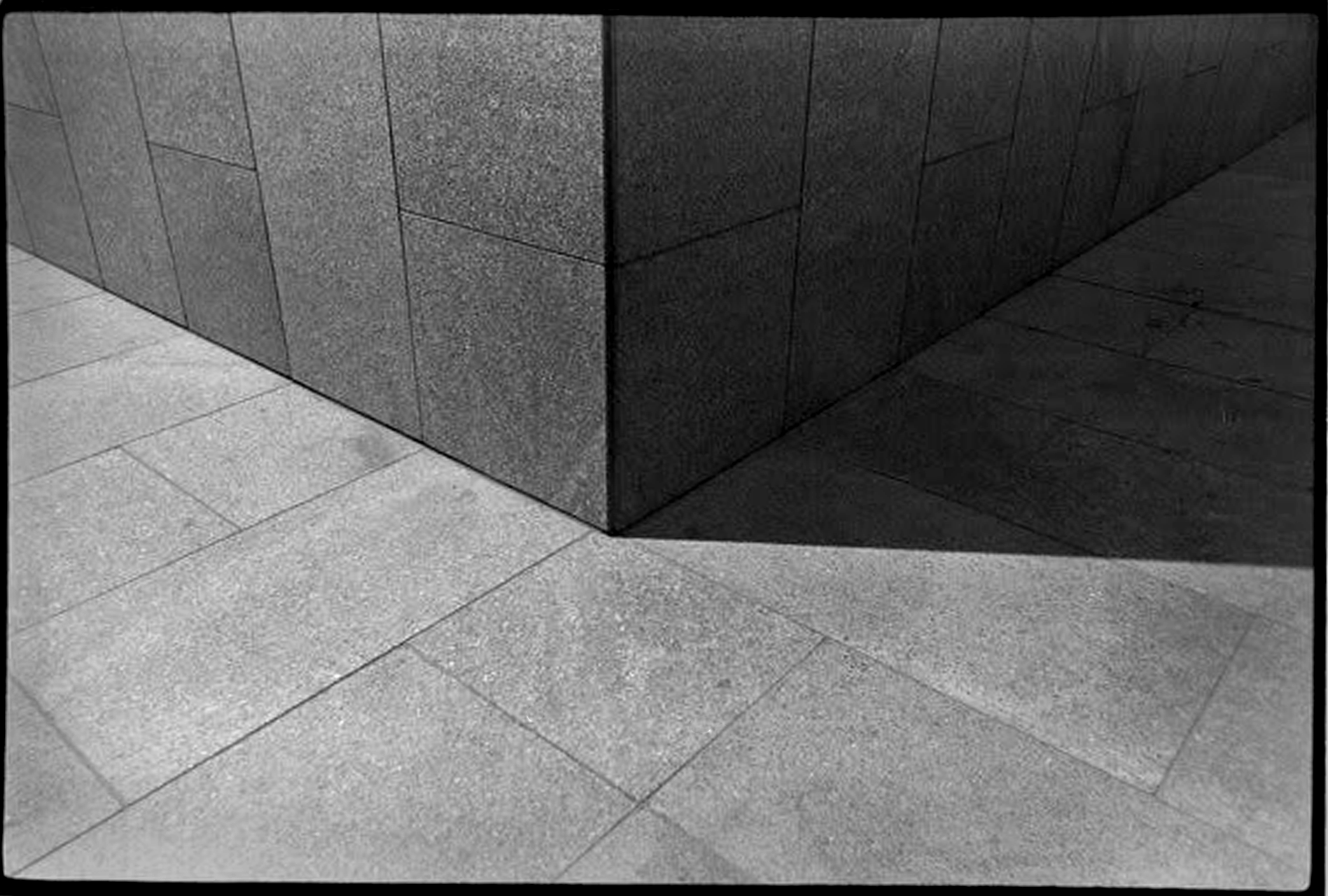 Corner of a Building, Downtown Minneapolis (1981) Plate 14