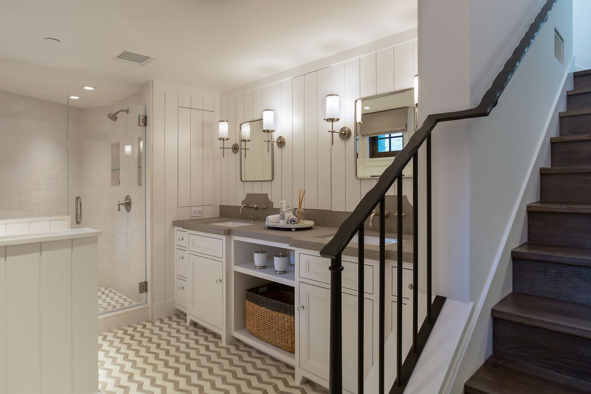 17 Shoreline_27F.jpg