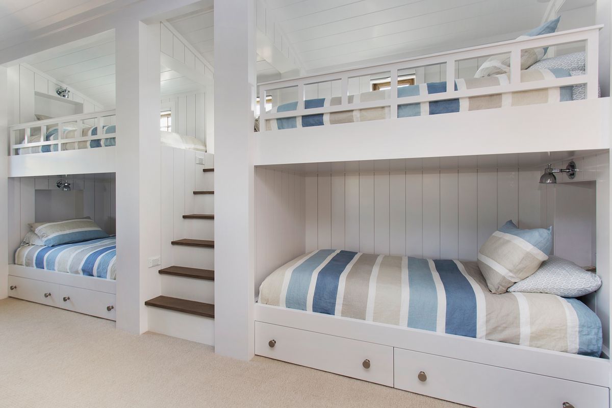 17 Shoreline_28F.jpg