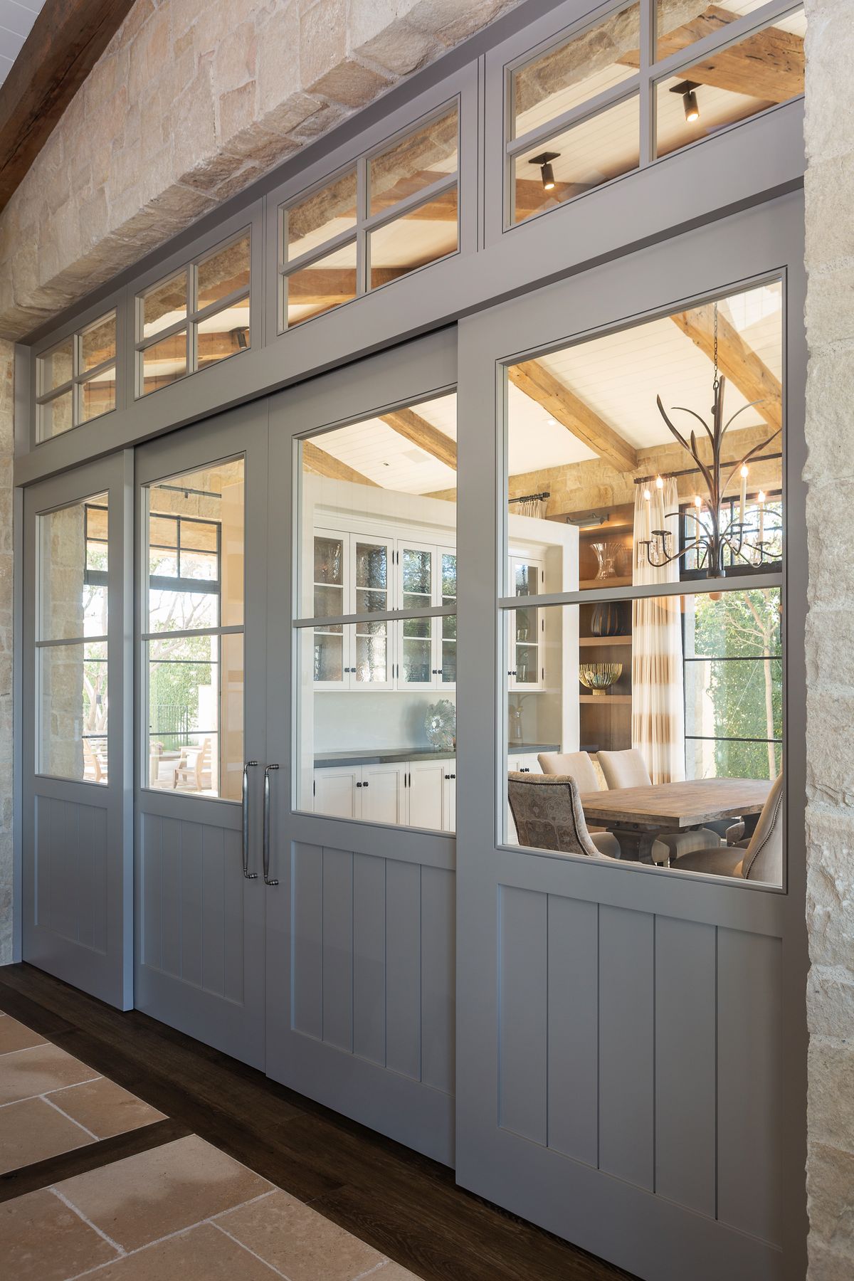 17 Shoreline_20F.jpg